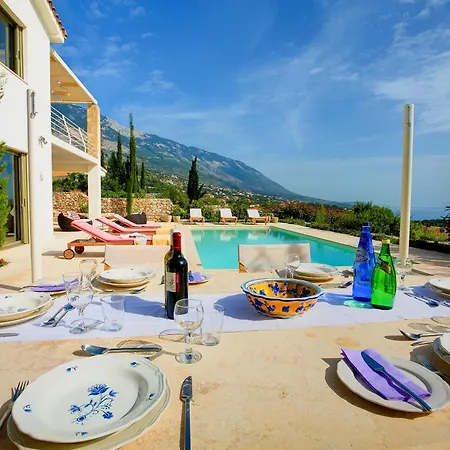 Corali Ideales Villa Mousata