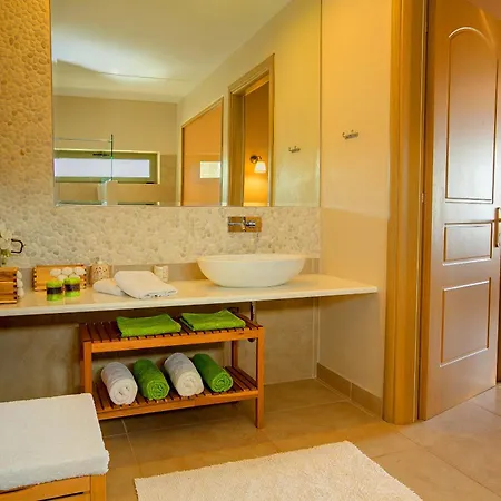 Corali Ideales Villa *